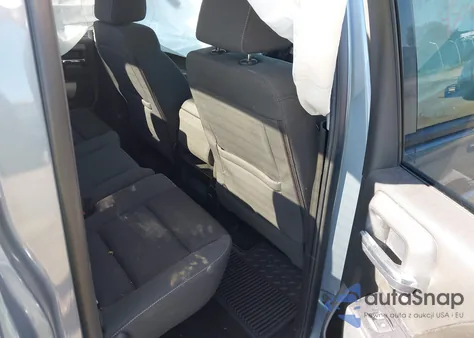 2016 Chevrolet Silverado 1500 1Lt z USA, uszkodzony, nr VIN 1GCVKREC3GZ268800